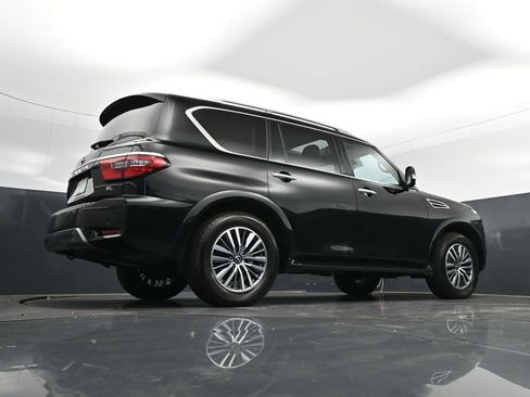 Used 2024 Nissan Armada SL w/ Captain's Chairs Package RWD image 45
