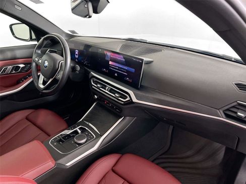 Used 2023 BMW 330i xDrive Sedan w/ Convenience Package image 28