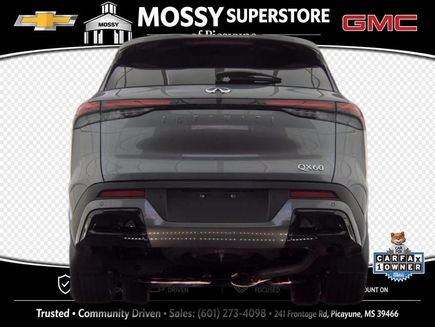 Used 2024 INFINITI QX60 Luxe w/ Performance Audio Package FWD image 7
