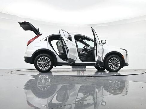 Used 2024 Cadillac XT4 Premium Luxury AWD/4WD image 54