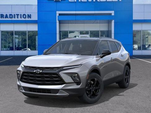 New 2026 Chevrolet Blazer LT image 6