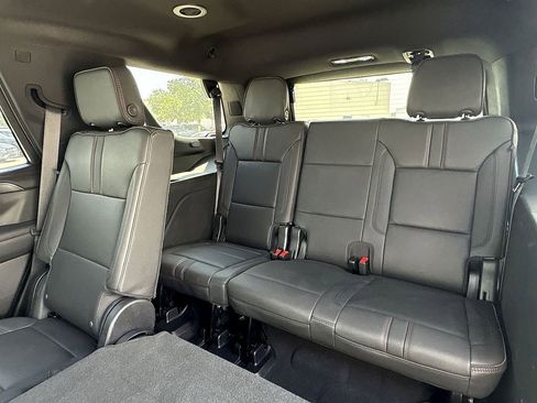 Used 2023 Chevrolet Tahoe RST AWD/4WD image 13