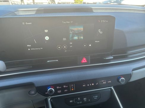 New 2026 Kia Carnival EX image 26