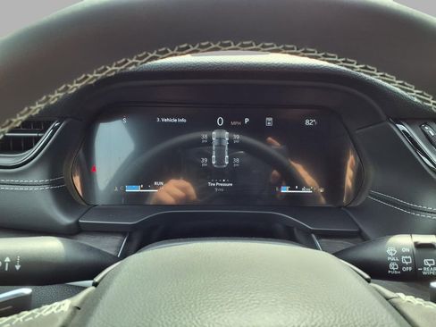 New 2026 Jeep Grand Cherokee Altitude AWD/4WD image 15