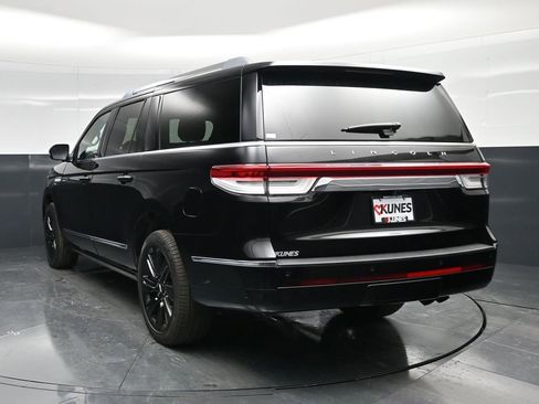 Used 2024 Lincoln Navigator L Reserve w/ Equipment Group 201A AWD/4WD image 10