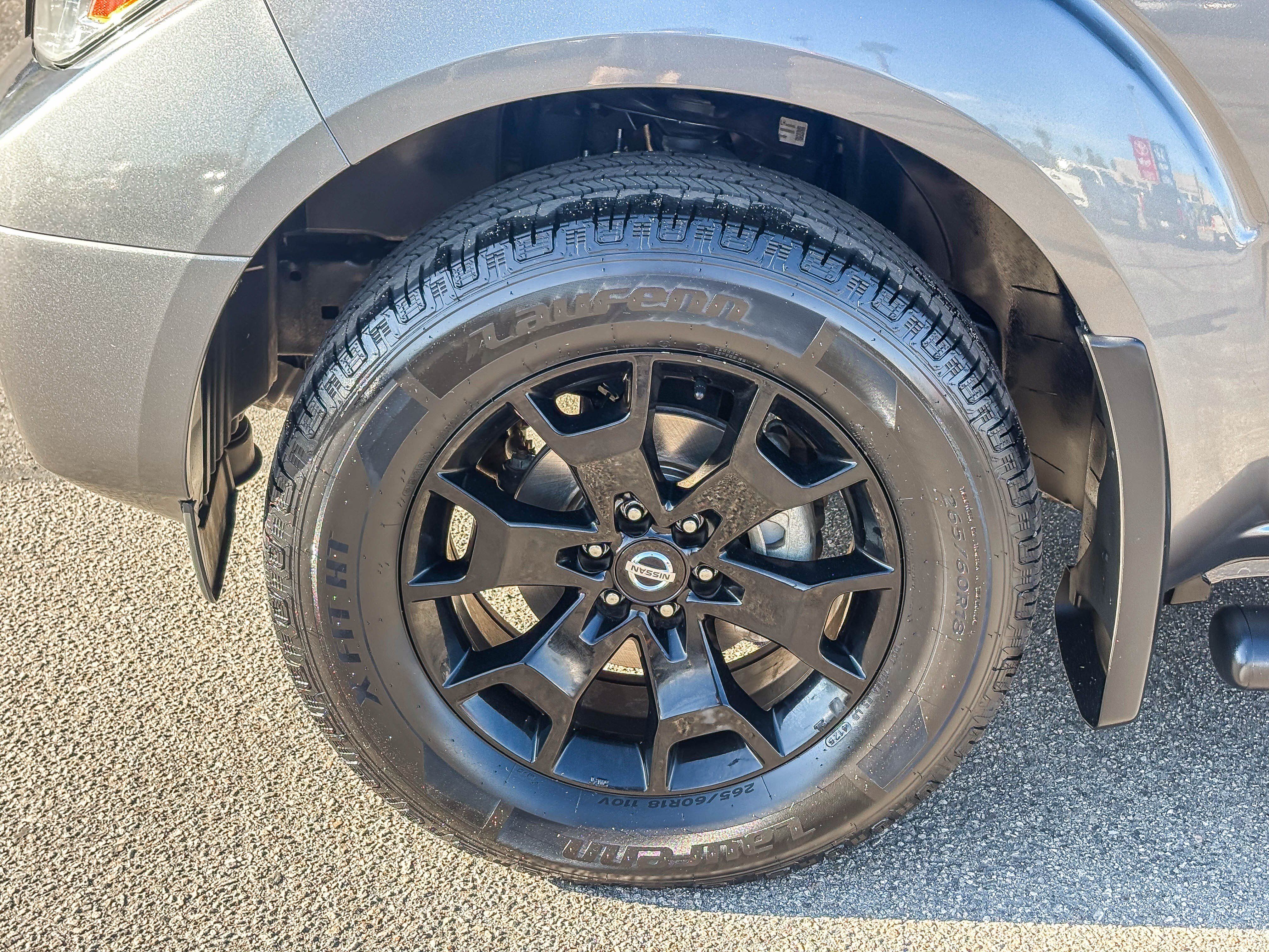 Used 2020 Nissan Frontier SV w/ Midnight Edition Floor Mats RWD image 11