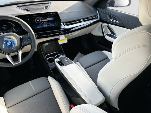 New 2026 BMW X2 xDrive28i w/ Convenience Package AWD/4WD image 16