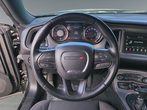 Used 2023 Dodge Challenger SXT image 23