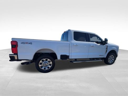 Used 2024 Ford F350 Lariat w/ Chrome Package AWD/4WD image 9