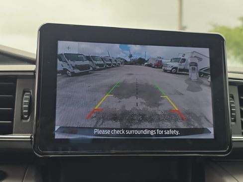 Used 2023 Ford Explorer XLT w/ Equipment Group 202A image 34