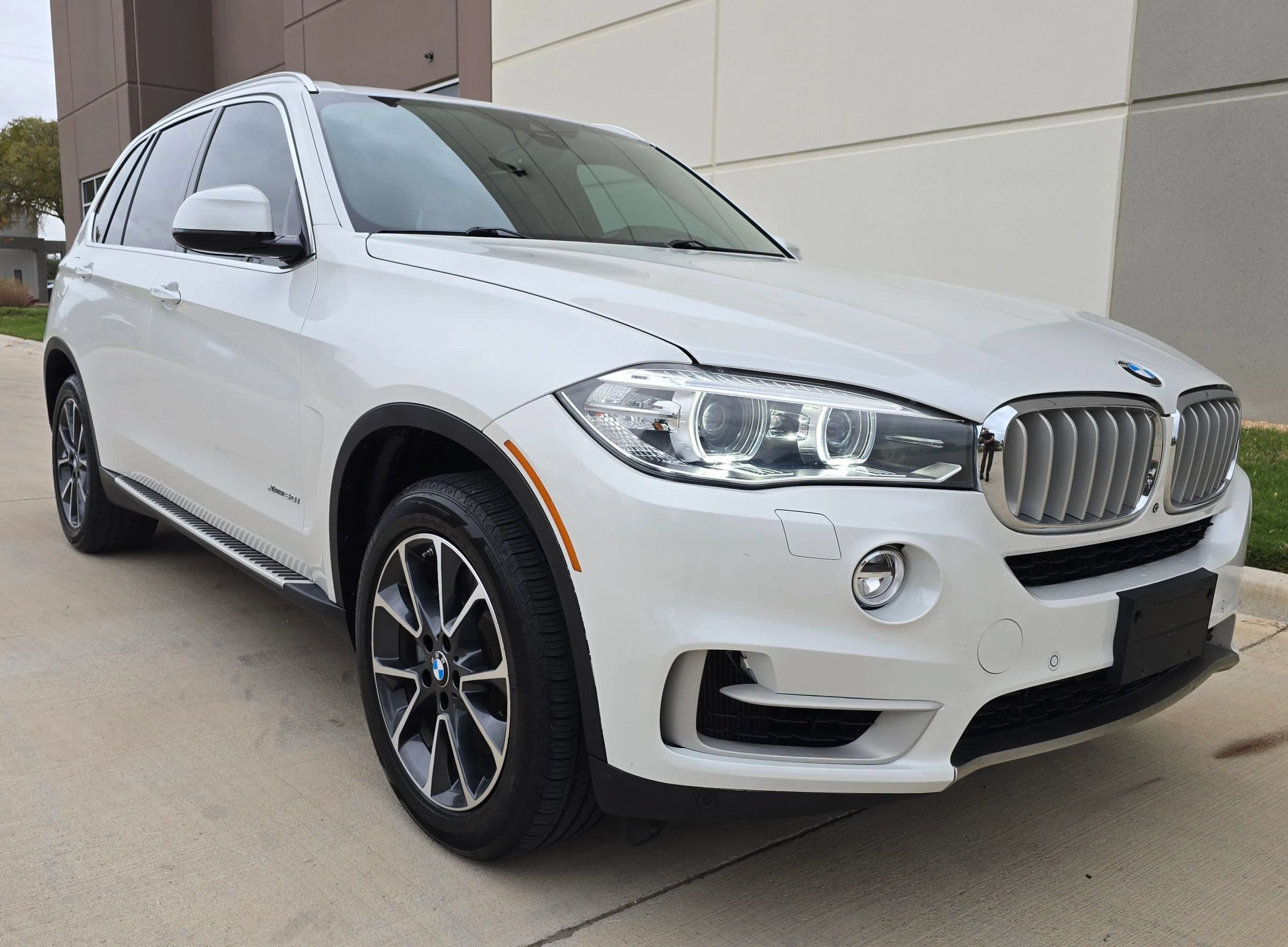 Used 2015 BMW X5 xDrive50i AWD/4WD image 5