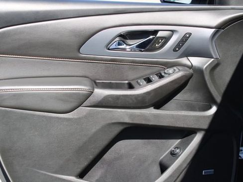 Used 2020 Chevrolet Traverse Premier w/ Redline Edition image 10