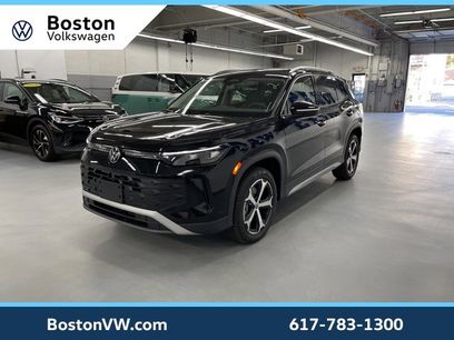 New 2025 Volkswagen Tiguan SE