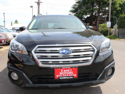 Used 2016 Subaru Outback 2.5i Premium AWD/4WD image 2