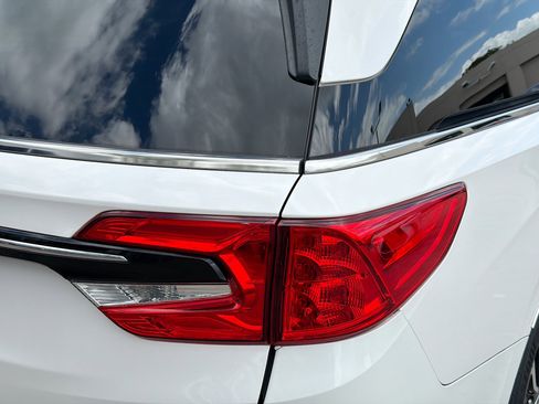 Certified 2024 Honda Odyssey Touring image 27