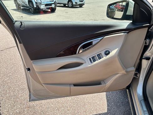 Used 2011 Buick LaCrosse CXL FWD image 14
