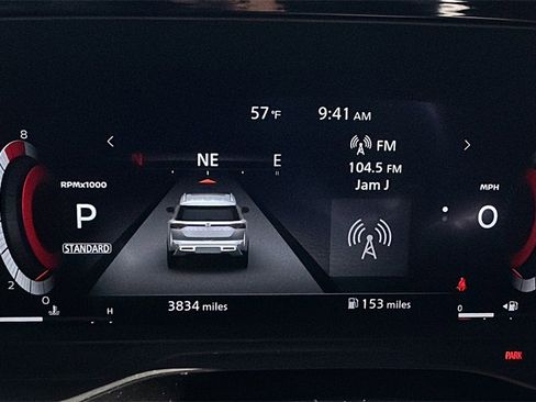 Used 2025 Nissan Pathfinder Platinum image 30