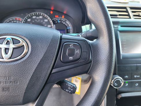 Used 2015 Toyota Camry LE FWD image 23