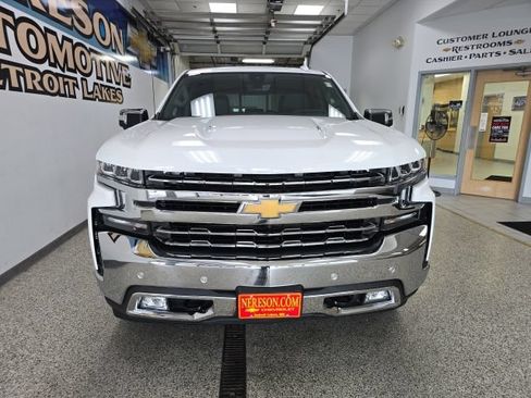 Used 2020 Chevrolet Silverado 1500 LTZ w/ LTZ Premium Package AWD/4WD image 2