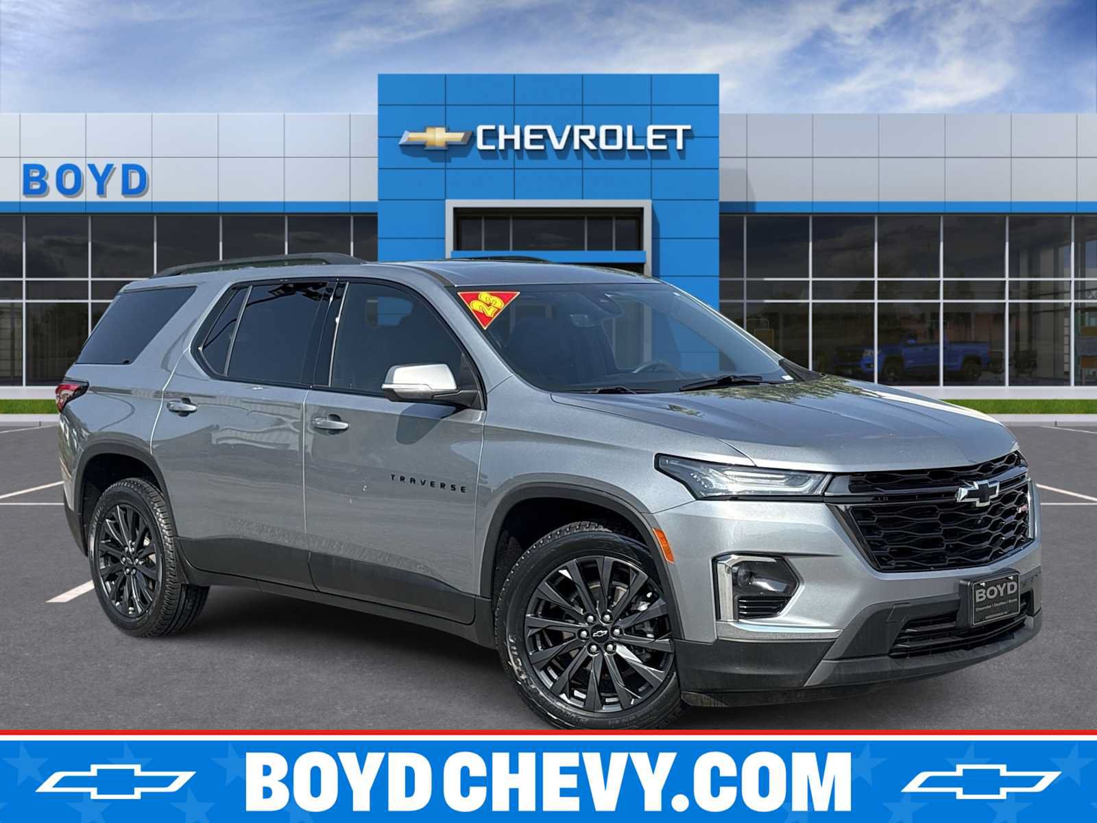 Used 2023 Chevrolet Traverse RS AWD/4WD image 1