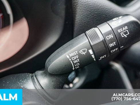 Used 2023 Toyota RAV4 XLE Premium image 38