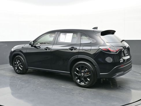 Used 2025 Honda HR-V Sport image 5