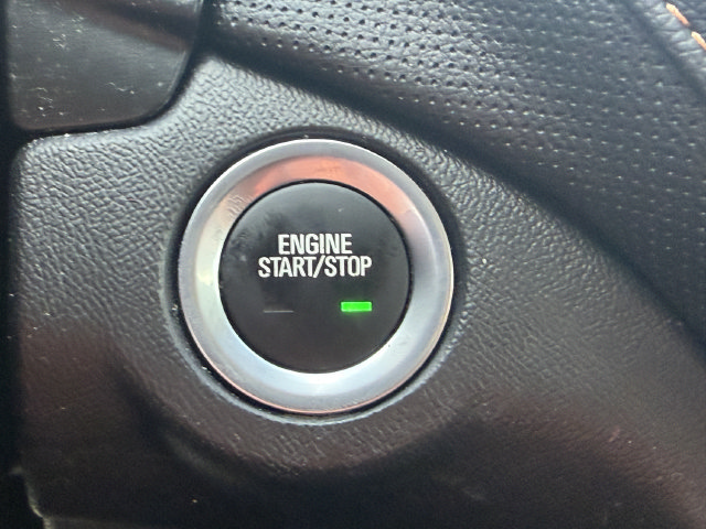 Used 2021 Chevrolet Equinox Premier FWD image 28