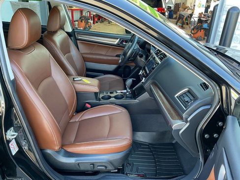 Used 2019 Subaru Outback 3.6R Touring w/ Popular Package #3A AWD/4WD image 45