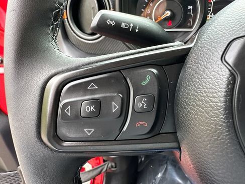 Used 2026 Jeep Gladiator Mojave AWD/4WD image 33