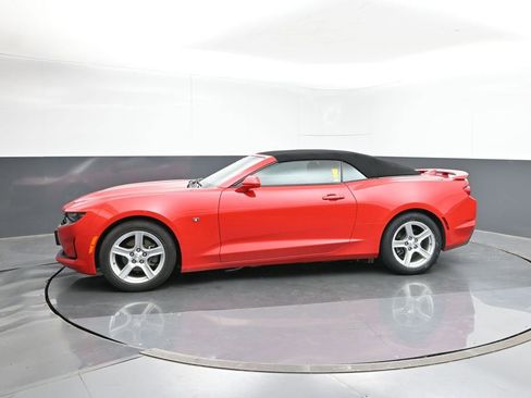 Used 2023 Chevrolet Camaro LT image 2