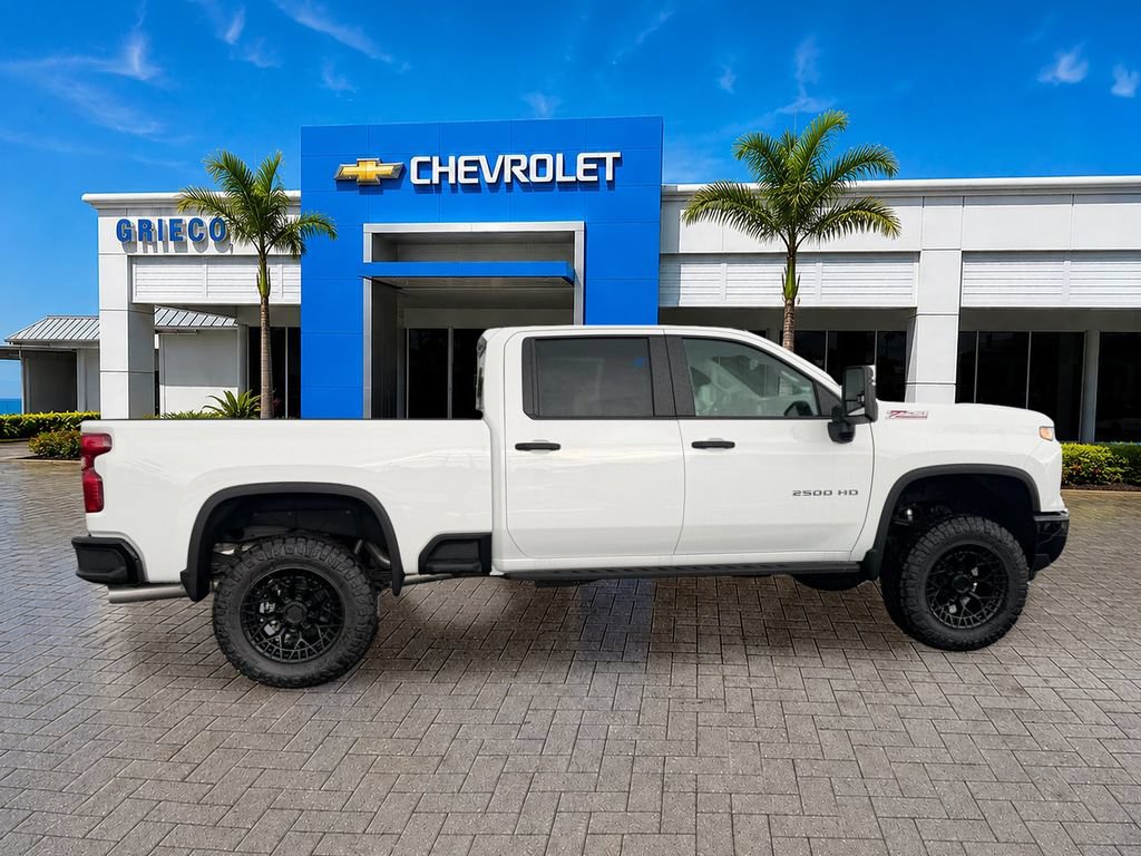 New 2026 Chevrolet Silverado 2500 Custom w/ Custom Value Package AWD/4WD image 8