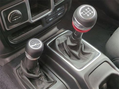 Used 2021 Jeep Wrangler Unlimited Sport image 20