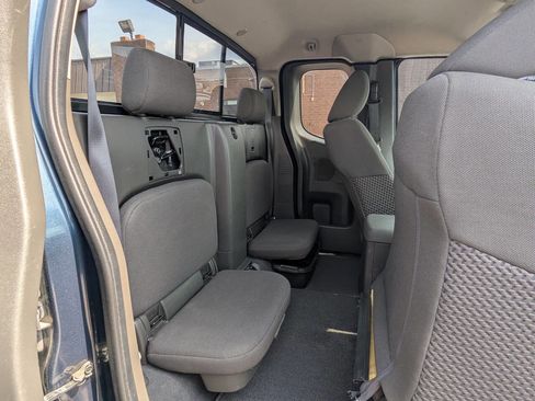 Used 2019 Nissan Frontier SV image 15