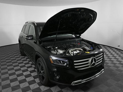 New 2026 Mercedes-Benz GLB 250 image 34