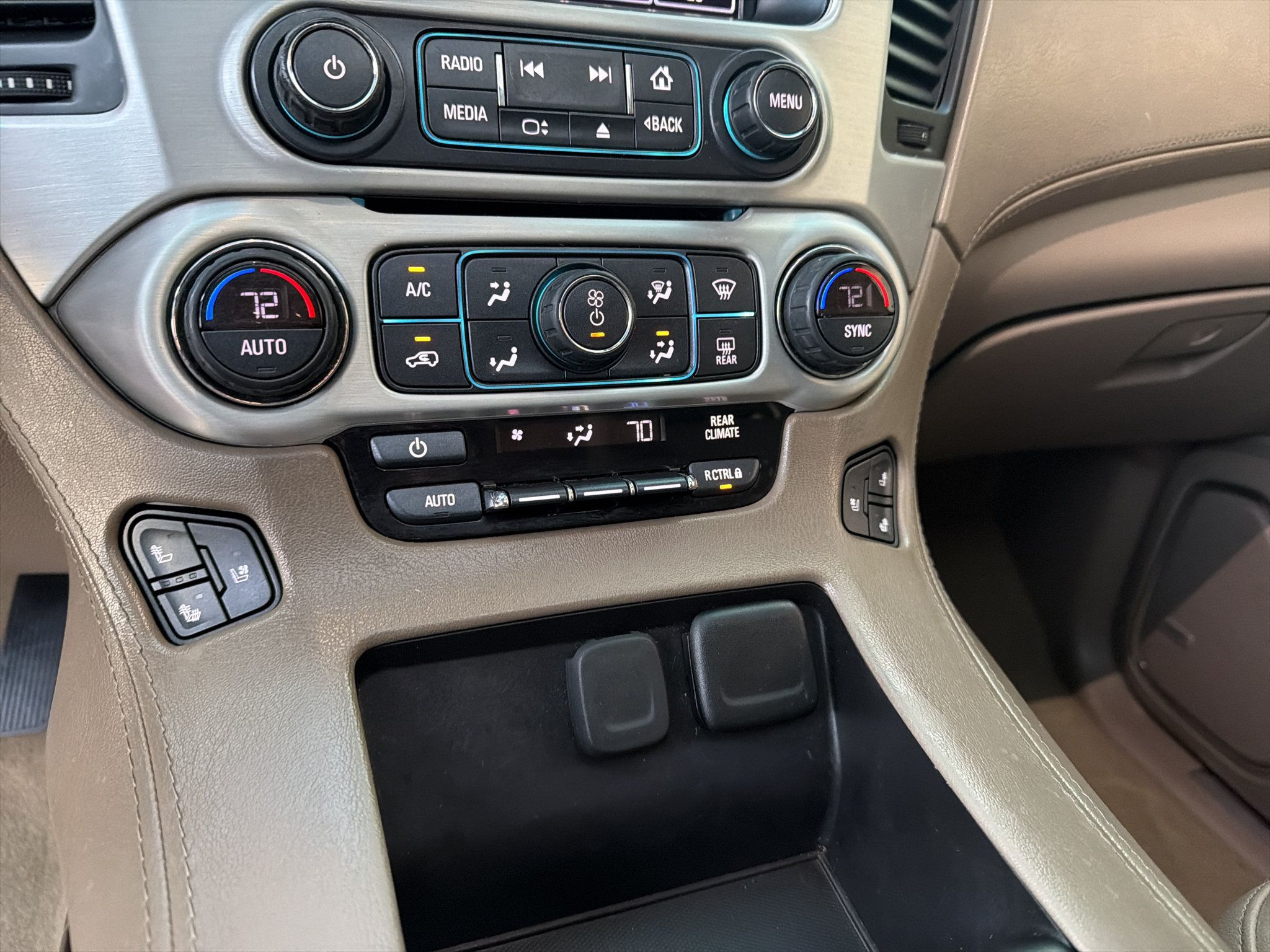 Used 2018 GMC Yukon SLT w/ Open Road Package RWD image 17