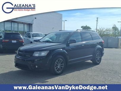 Used 2019 Dodge Journey SE w/ Blacktop Package