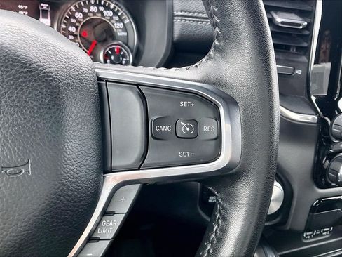 Used 2024 RAM 1500 Laramie AWD/4WD image 22