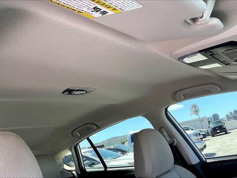 Used 2019 Subaru Impreza 2.0i AWD/4WD image 30
