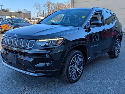 Used 2022 Jeep Compass Limited w/ Elite Group image 8