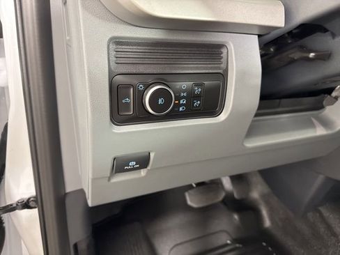 New 2026 Ford F250 XL w/ XL Chrome Package image 16
