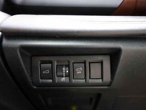 Used 2021 Subaru Outback Touring XT image 33