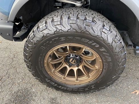 Certified 2024 Ford Bronco Badlands image 13