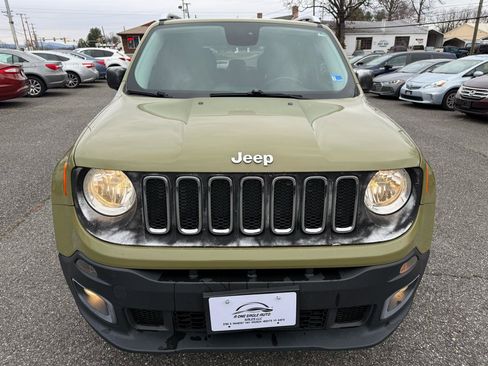 Used 2015 Jeep Renegade Limited image 2