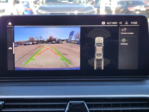 Used 2022 BMW 540i xDrive w/ Executive Package image 14