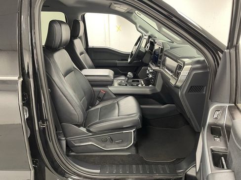 Used 2022 Ford F150 Lariat image 9