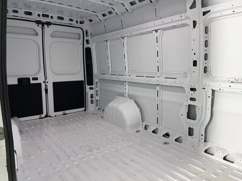 Used 2025 RAM ProMaster 3500 w/ Quick Order Package 22G SLT image 27