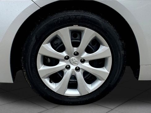 Used 2023 Toyota Corolla LE image 11
