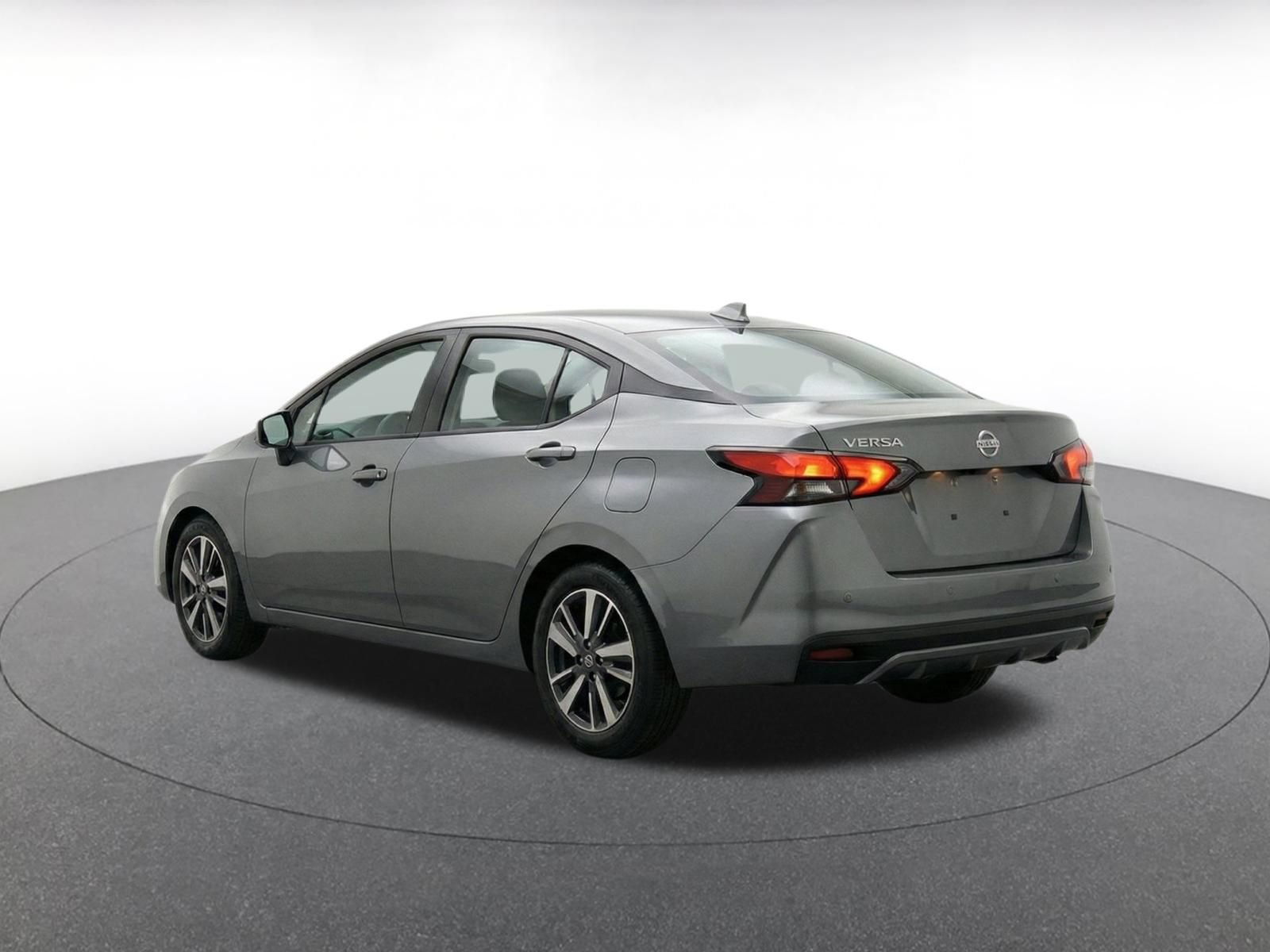 Used 2025 Nissan Versa SV FWD image 6