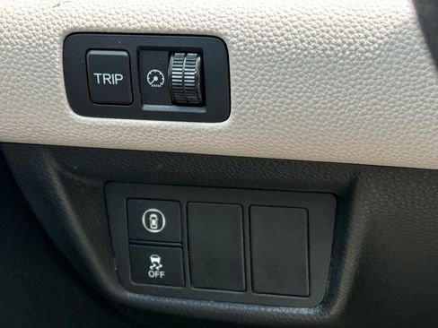 Used 2018 Honda Accord LX image 29