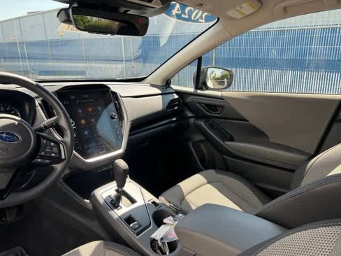 Used 2024 Subaru Crosstrek 2.0i Premium w/ Crosstrek Mirror Package image 17